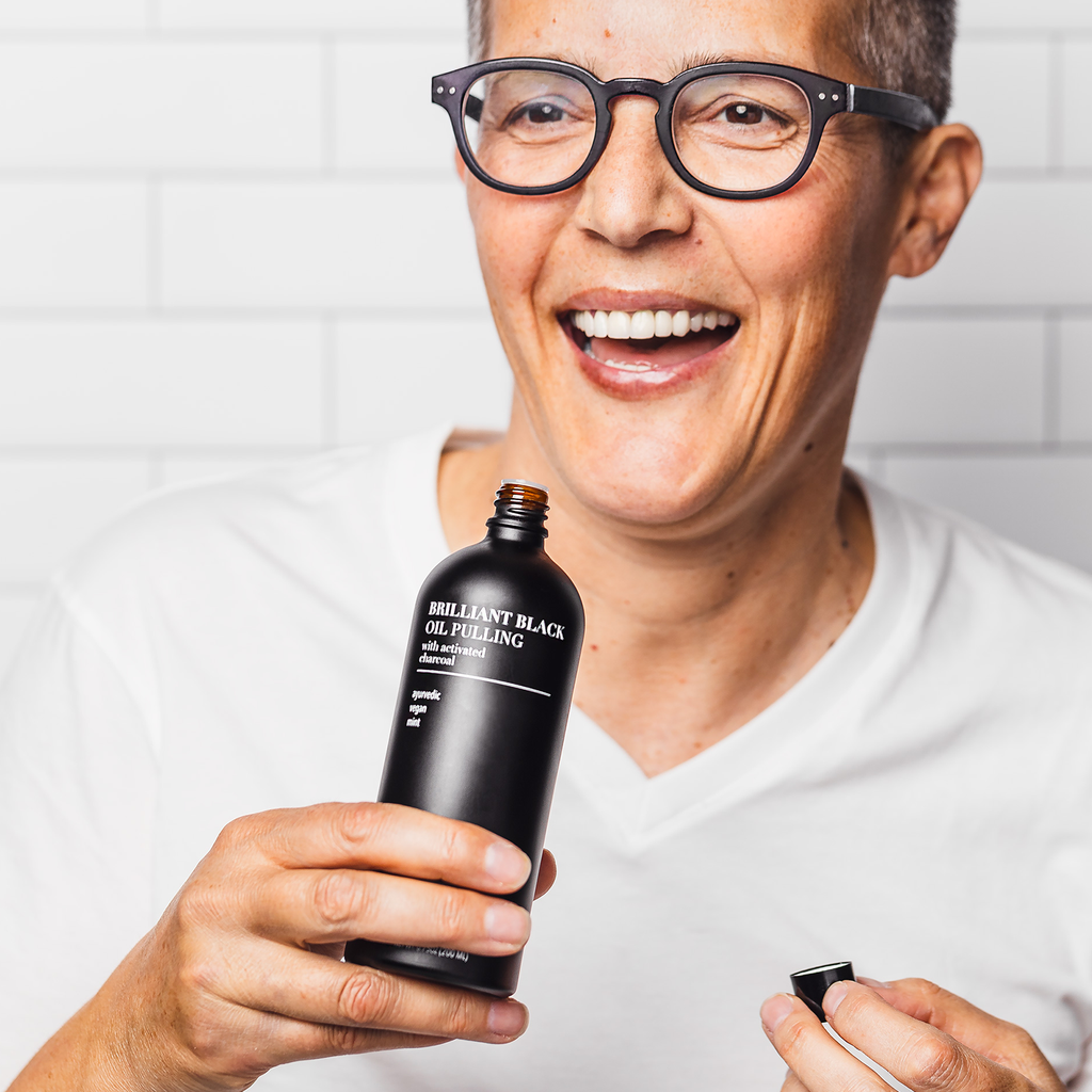 Brilliant Black® Oil Pulling – Ayurvedic Mouthwash for Teeth Whitening, Detox & Gum Health